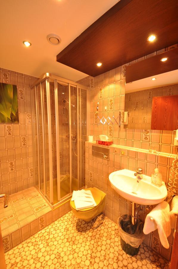 Landhotel Krone Alpirsbach Luaran gambar