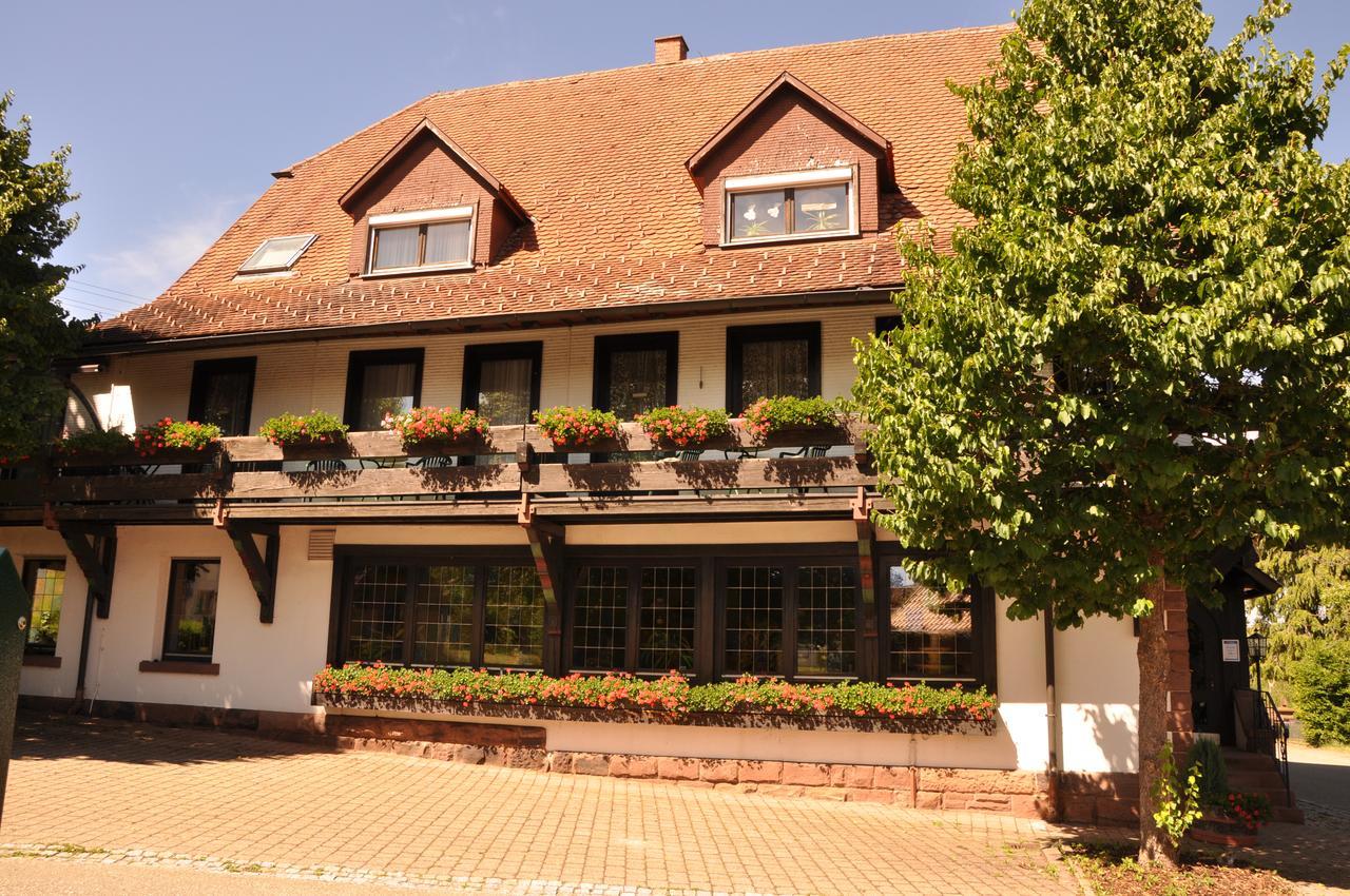 Landhotel Krone Alpirsbach Luaran gambar